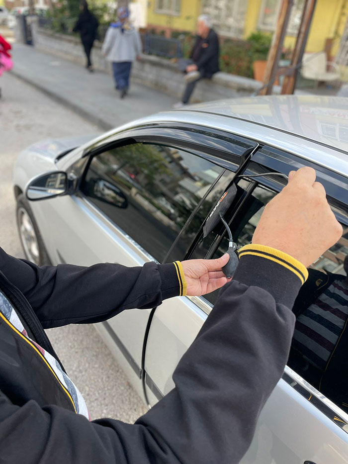 Muratlı Oto Kilitçisi